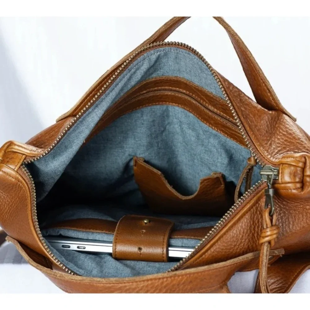 Milloo Leather Convertible‎ Minos 15